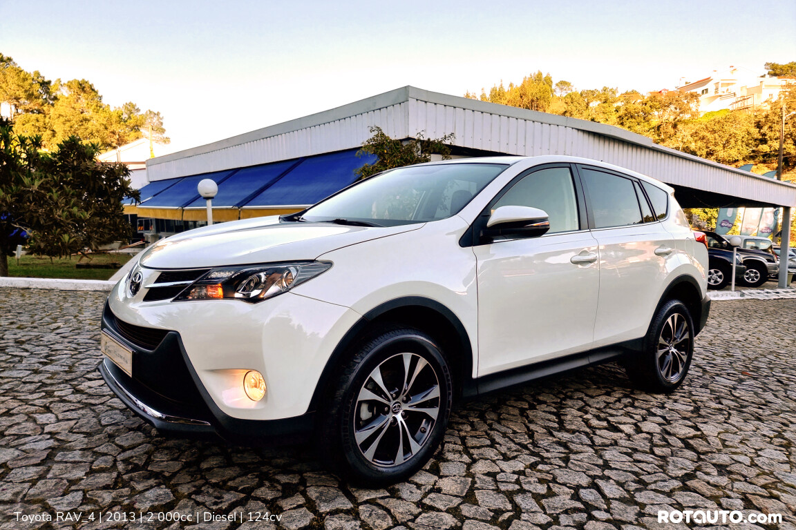 Toyota RAV 4 de 2013 Usado à venda em Rotauto