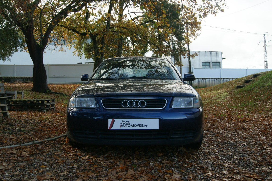 Carro_Usado_Audi_A3_1996_1595_Gasolina_2.jpg