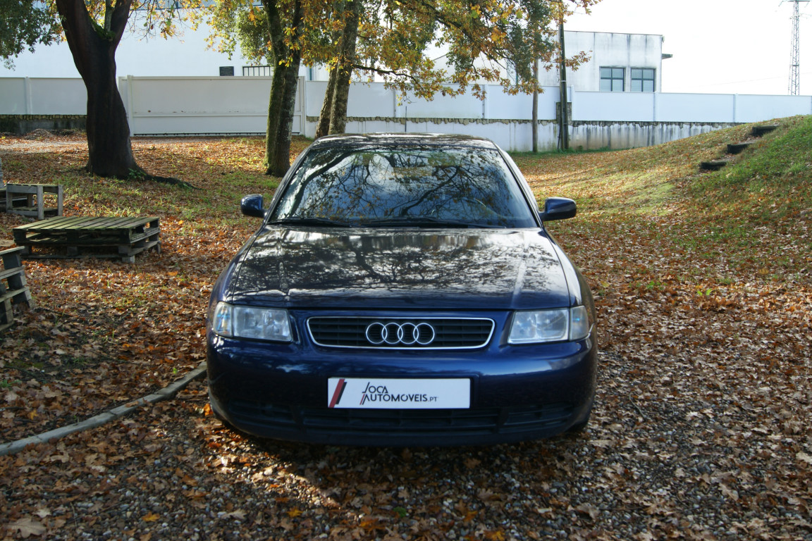 Carro_Usado_Audi_A3_1996_1595_Gasolina_3.jpg