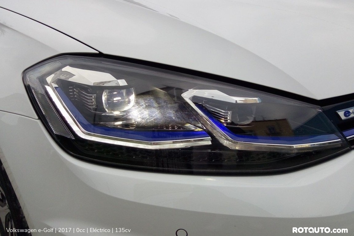 Carro_Usado_Volkswagen_e-Golf_2017_0_Electrico_frente_2_high.jpg