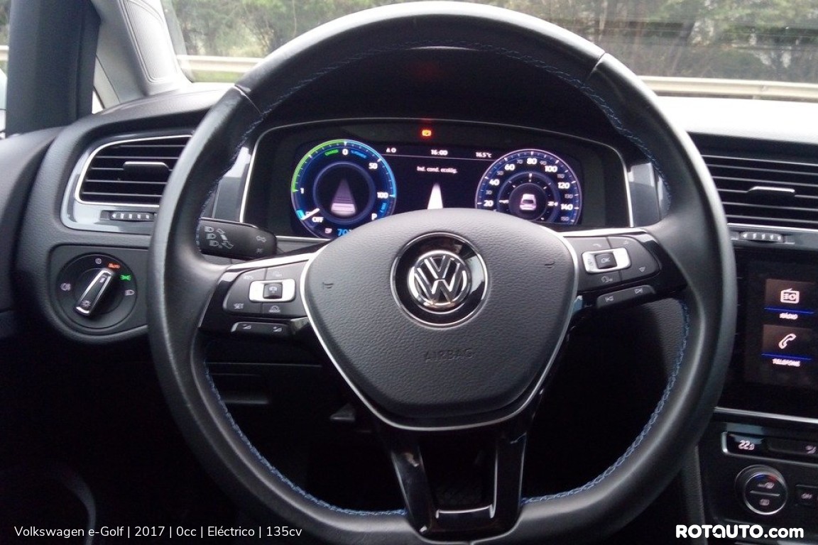 Carro_Usado_Volkswagen_e-Golf_2017_0_Electrico_interior_11_high.jpg
