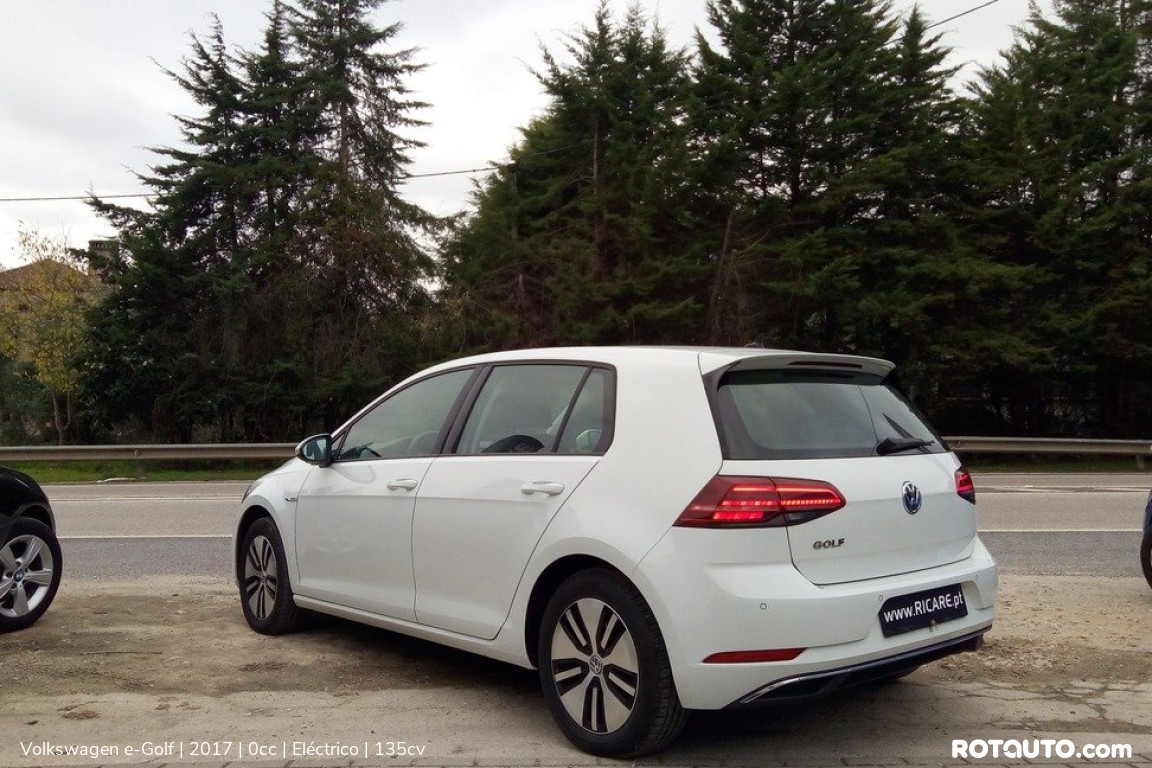 Carro_Usado_Volkswagen_e-Golf_2017_0_Electrico_tras_3_high.jpg