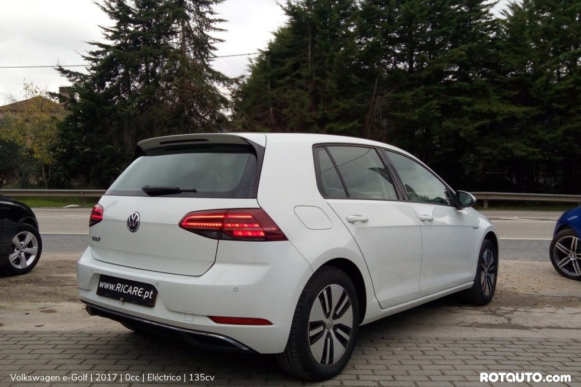 Carro_Usado_Volkswagen_e-Golf_2017_0_Electrico_tras_4_high.jpg