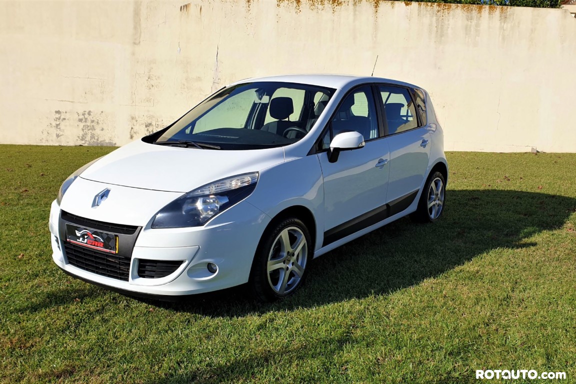 Renault scenic 2011