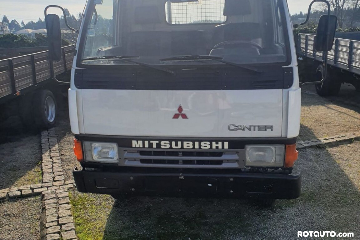 Mitsubishi Canter de 1995 Usado à venda em