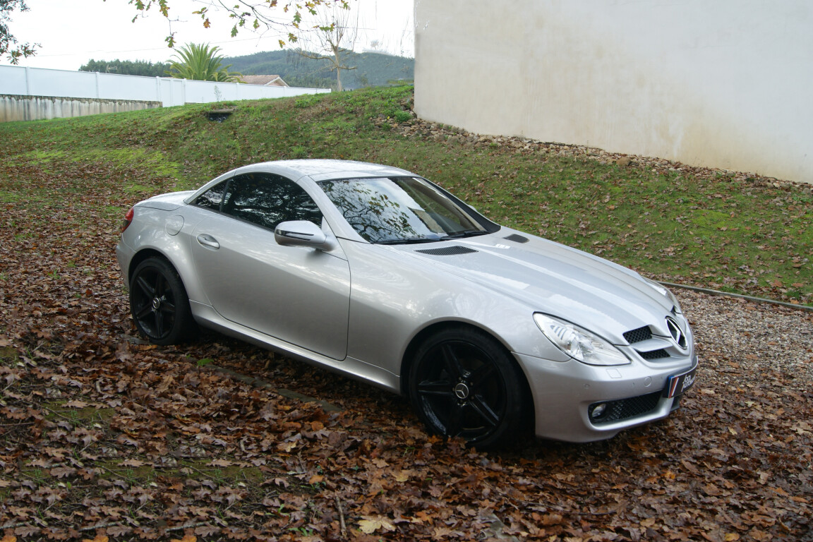 Carro_Usado_Mercedes-Benz_SLK_200_2009_1796_Gasolina_4.jpg