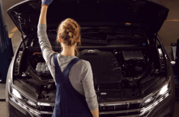 Serviços de reparação oficial da marca para veículos comerciais Volkswagen na Lubrigaz