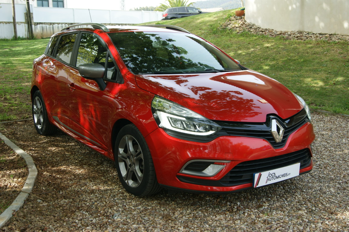 Renault clio sport tourer