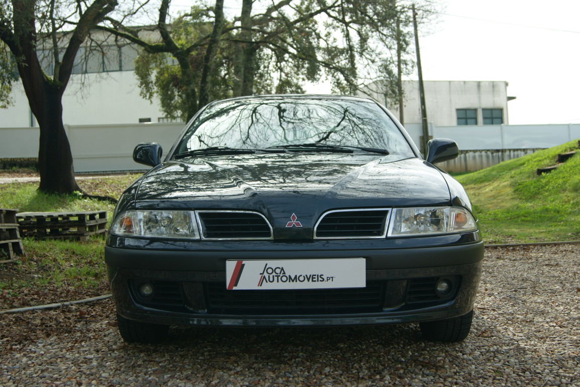 Mitsubishi carisma 2000