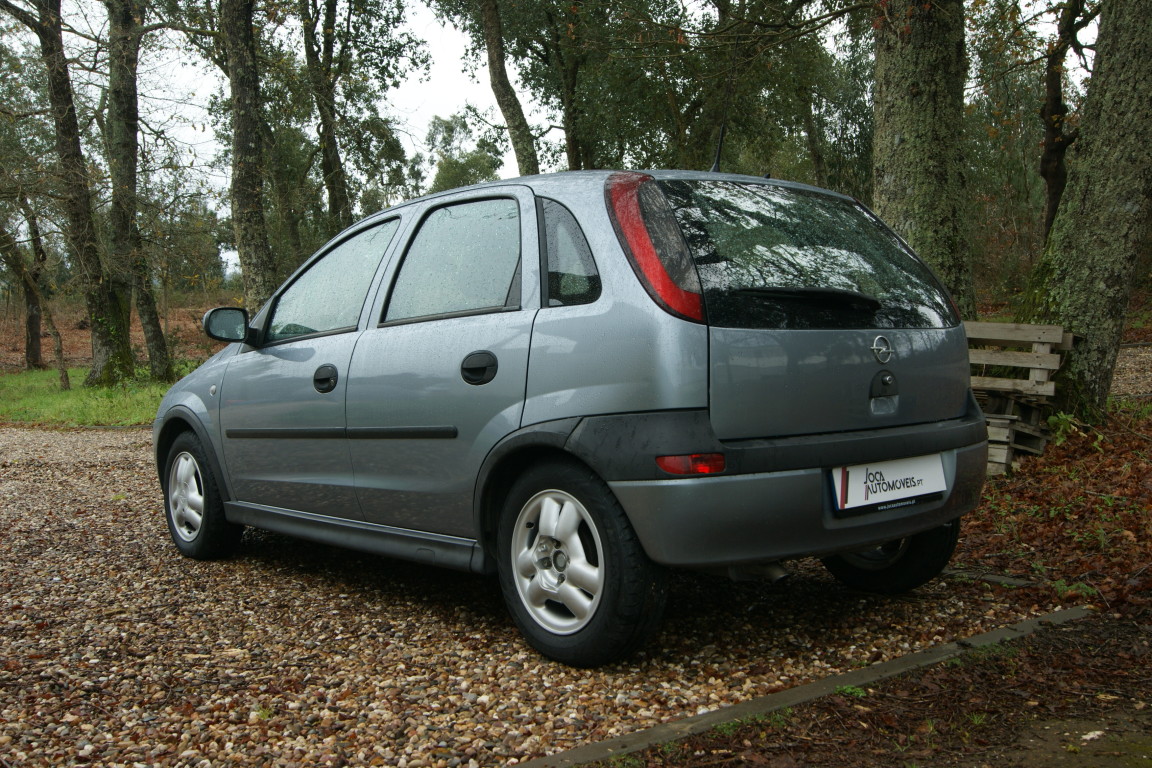 Carro_Usado_Opel_Corsa_2002_1686_Diesel_6.jpg
