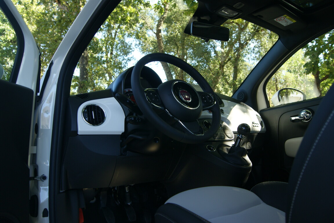 Carro_Semi-novo_Fiat_500_2021_999_Hibrido_-_Gasolina_14.jpg