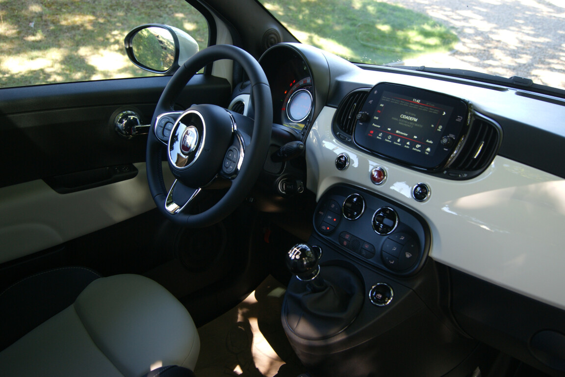 Carro_Semi-novo_Fiat_500_2021_999_Hibrido_-_Gasolina_24.jpg