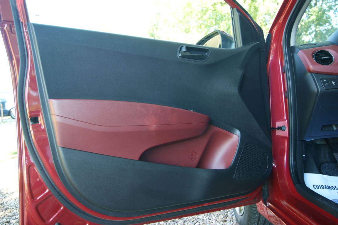 Carro_Semi-novo_Hyundai_i10_2019_998_Gasolina_10.jpg